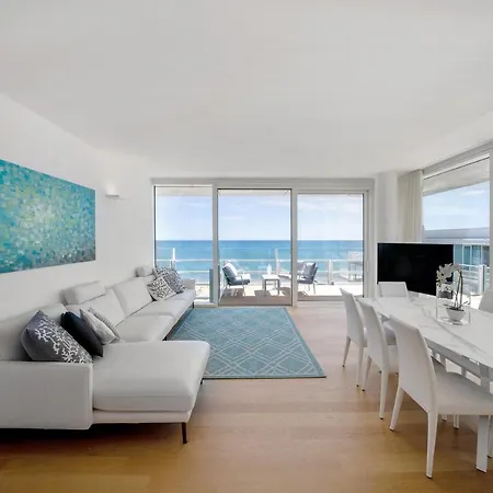The Summer Seaview With Spa Apartment *